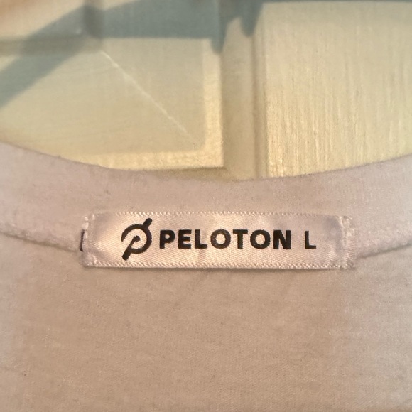 Peloton tank - Picture 2 of 3